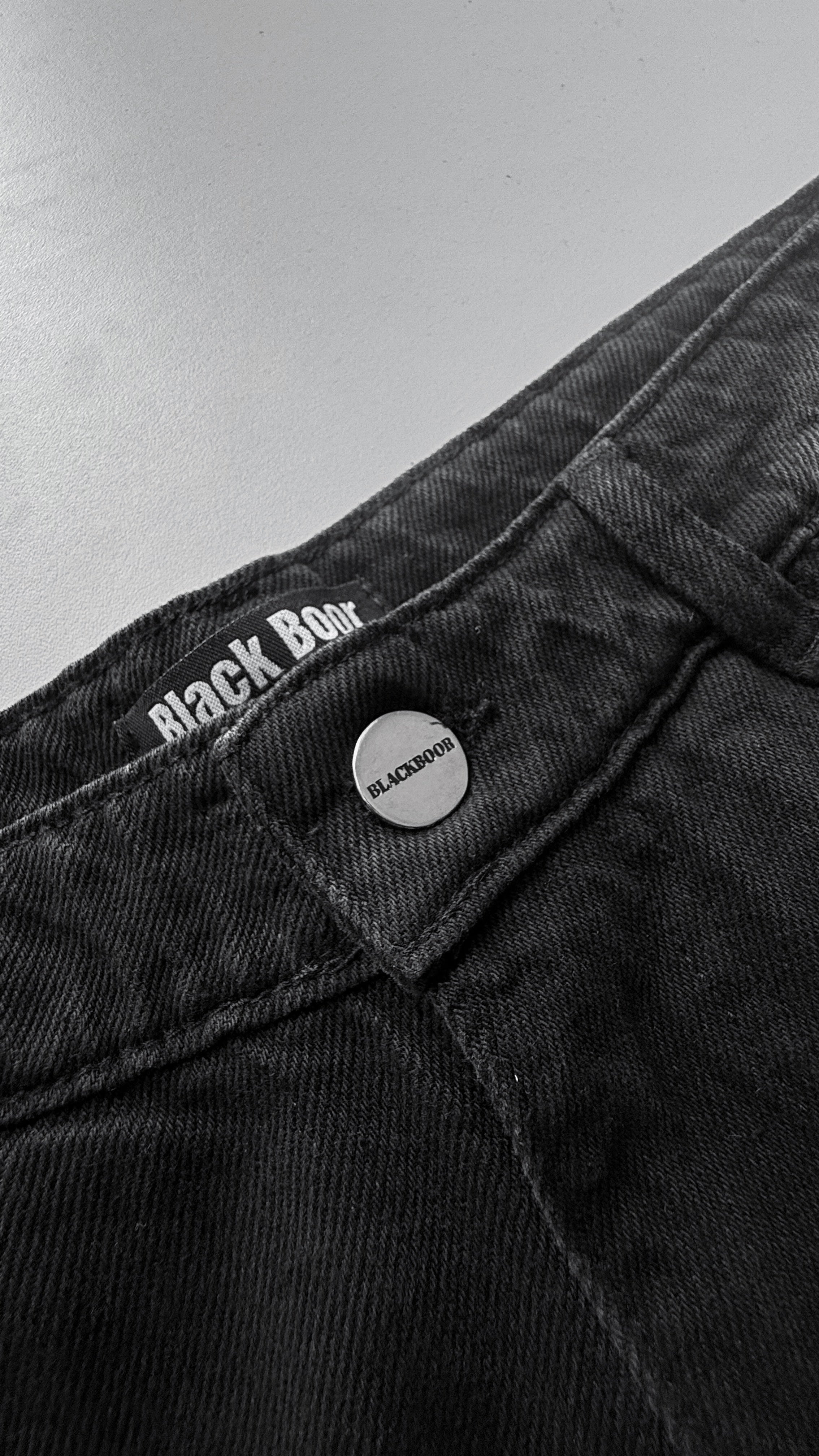 SHORT BLACK FLAME