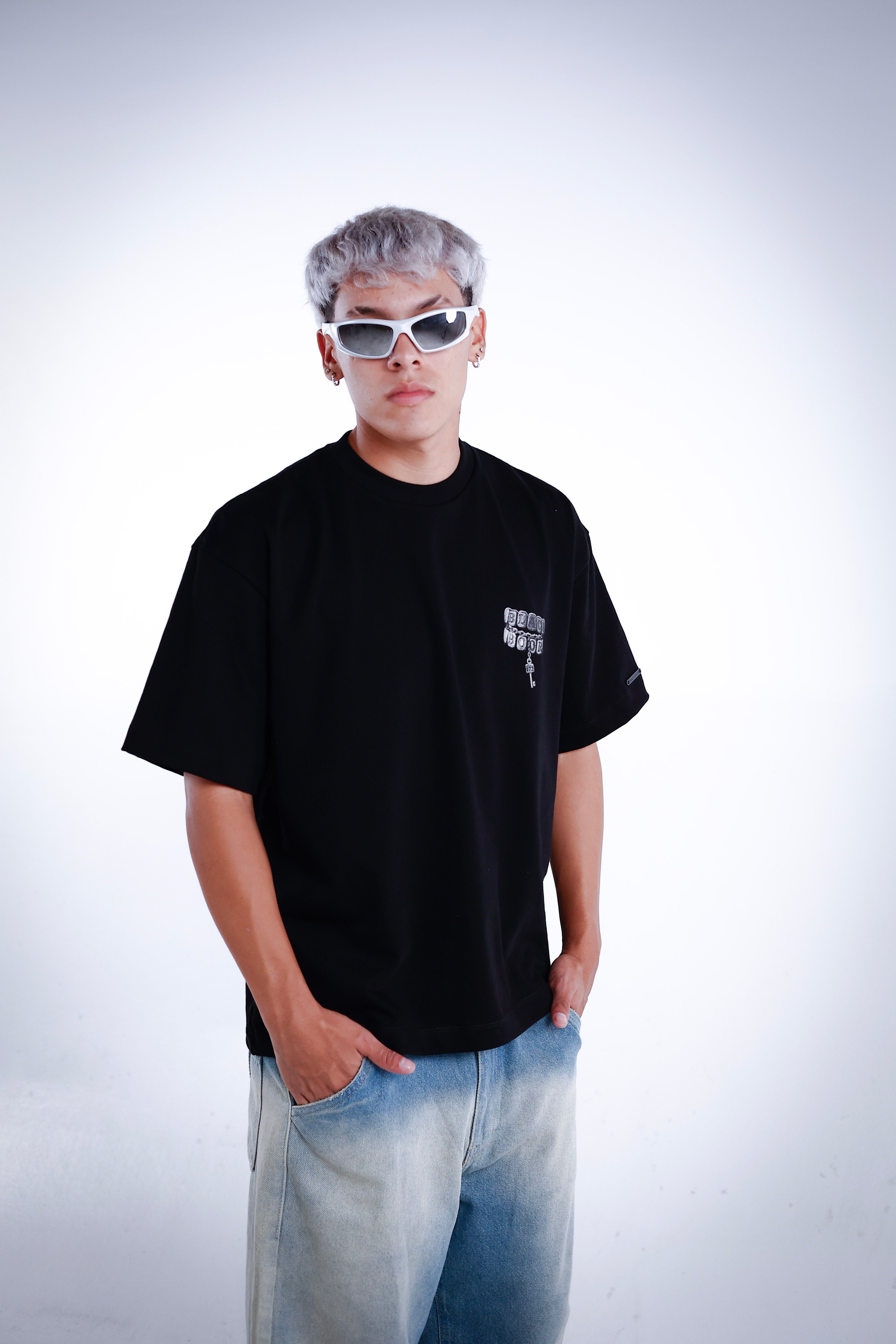 T-SHIRT HEAVY WEIGHT KEYS 172